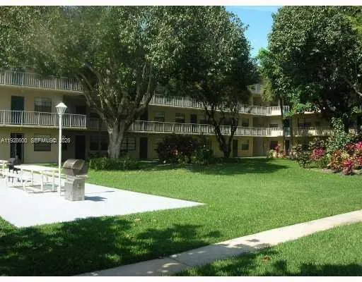 $1,925 | 500 Northeast 2nd Street, Unit 317, Dania Beach, FL 33004