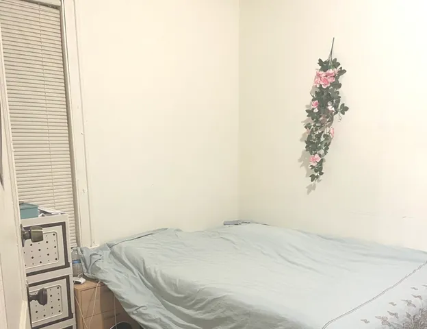 $498,000 | 1705 West 35th Street, Chicago, IL 60609