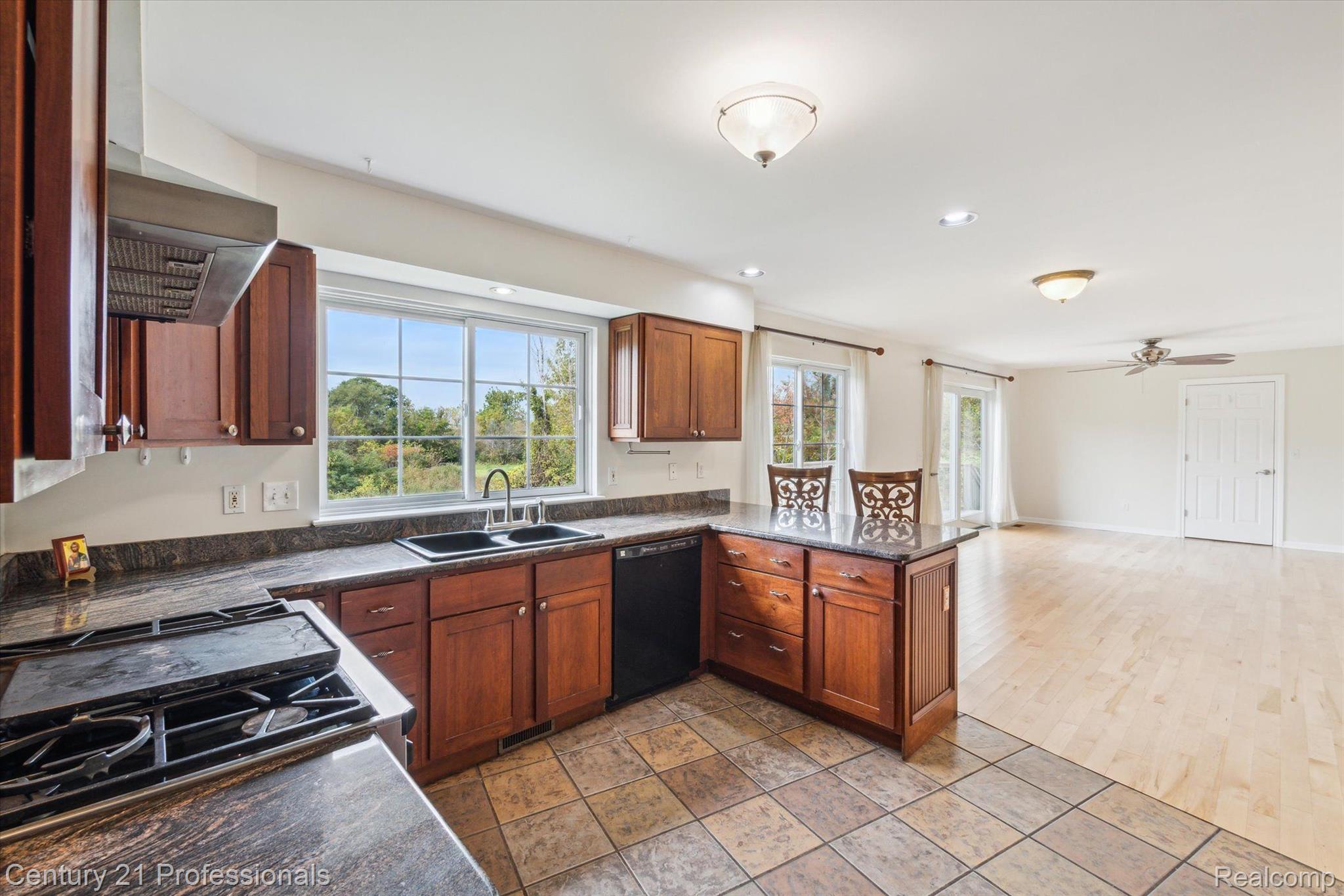 1150 Ridge Road South Canton, MI 48188 - Photo 16 of 51 Gallery Image 16