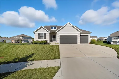 $585,000 | 21858 West 177th Terrace, Olathe, KS 66062