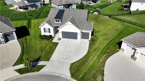 $585,000 | 21858 West 177th Terrace, Olathe, KS 66062