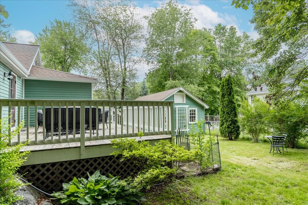 14 Francis Wyman Road Burlington, MA 01803 - Photo 35 of 39 a view of a house with a small yard
