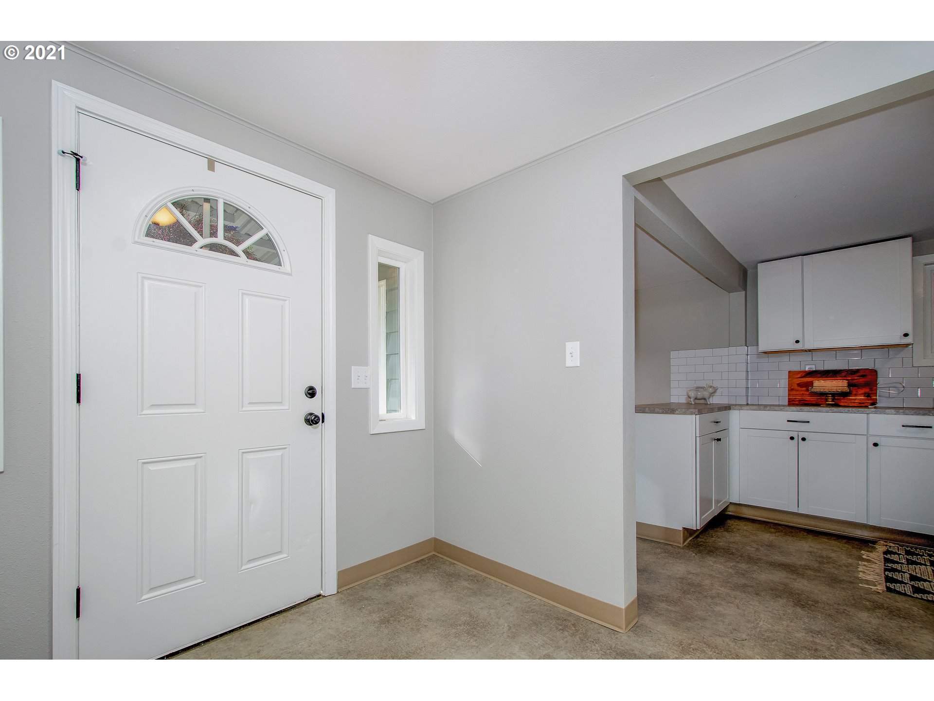 5445 Southeast Jenne Road Portland, OR 97236 - Photo 20 of 32