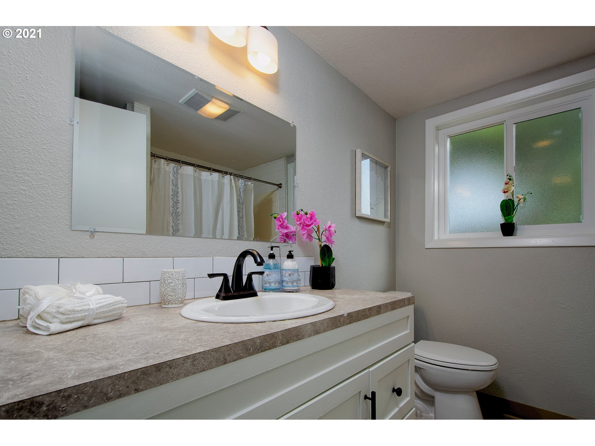 5445 Southeast Jenne Road Portland, OR 97236 - Photo 25 of 32