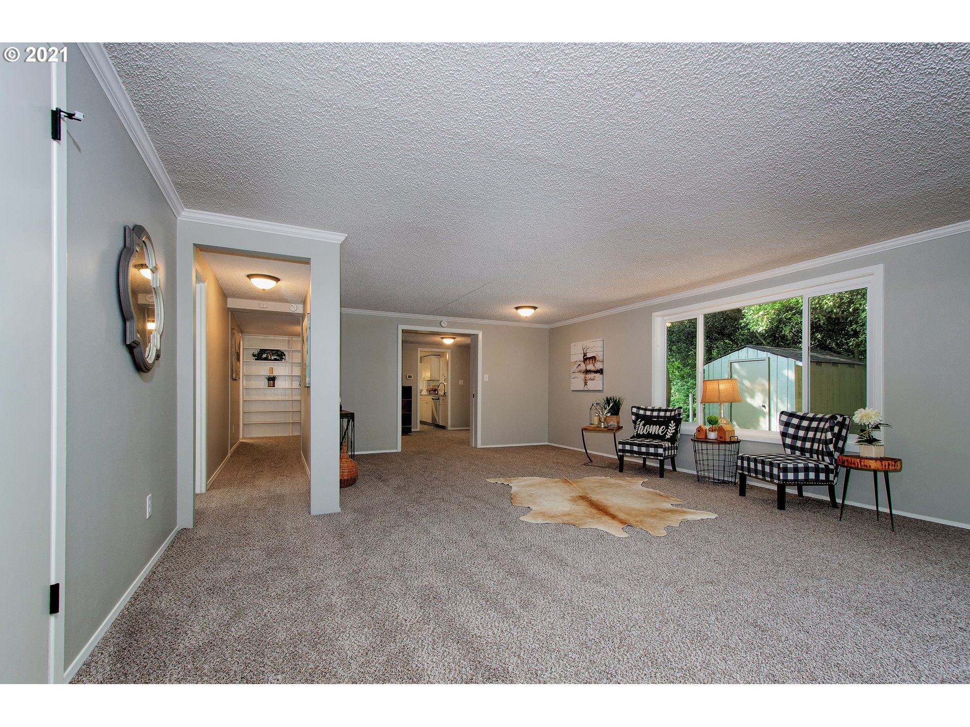 5445 Southeast Jenne Road Portland, OR 97236 - Photo 6 of 32