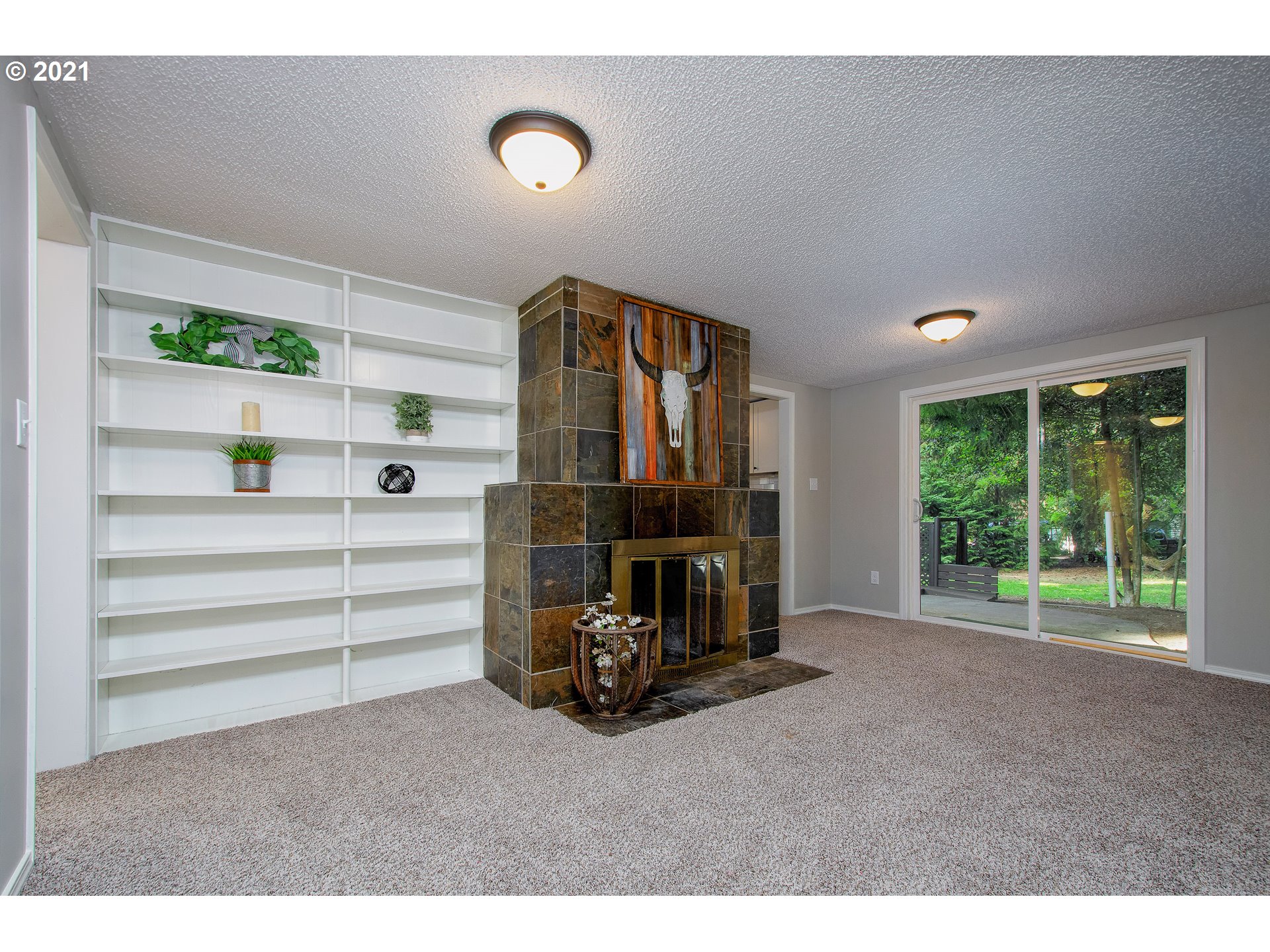 5445 Southeast Jenne Road Portland, OR 97236 - Photo 10 of 32
