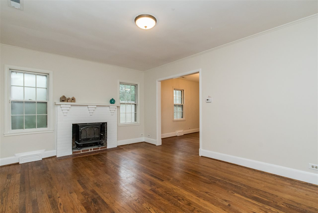 3327 Hope Valley Road Durham, NC 27707 - Photo 4 of 21 foyer