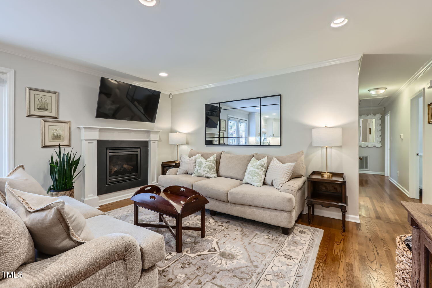 212 Sampson Street Raleigh, NC 27609 - Photo 15 of 27 212 Sampson Street - Web Quality - 005 -