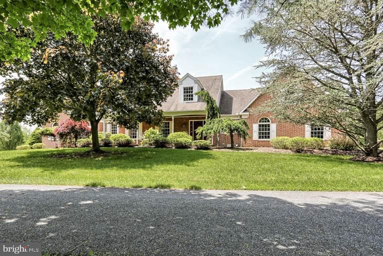 322 Carlson Road Hummelstown, PA 17036 - Photo 1 of 25 Gallery Image 1