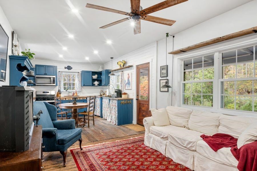 4031 Big Stony Creek Road Ripplemead, VA 24150 - Photo 10 of 42 Gallery Image 10