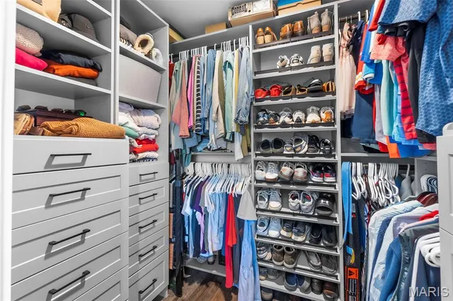 $675,000 | 915 Kimbel Woods Drive, Jackson, MO 63755