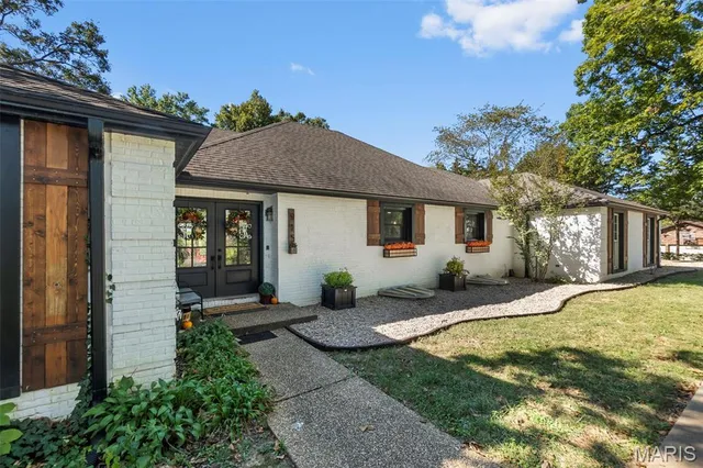 $675,000 | 915 Kimbel Woods Drive, Jackson, MO 63755