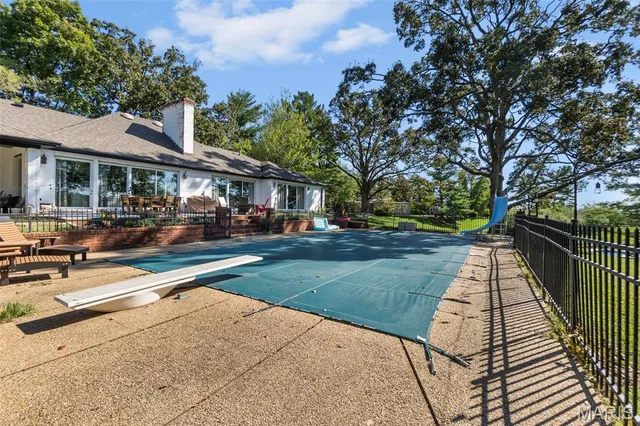 $675,000 | 915 Kimbel Woods Drive, Jackson, MO 63755