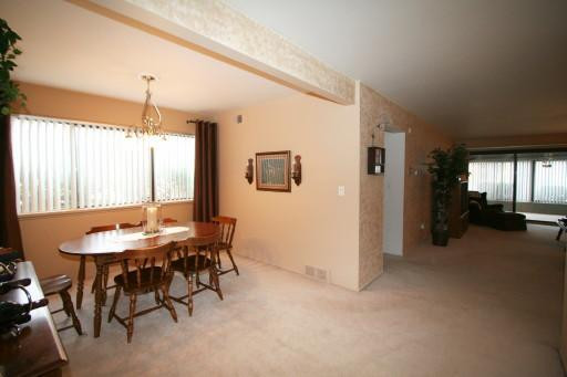 1255 South Maple Road, Unit 103 Ann Arbor, MI 48103 - Photo 4 of 16 Photo 4