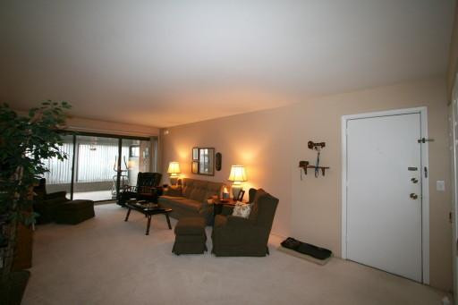 1255 South Maple Road, Unit 103 Ann Arbor, MI 48103 - Photo 6 of 16 Photo 6