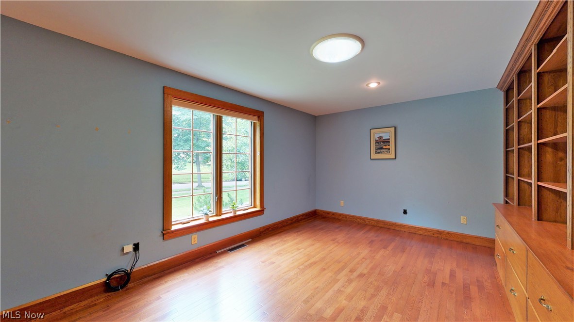 863 Bryce Road Kent, OH 44240 - Photo 9 of 34 Gallery Image 9