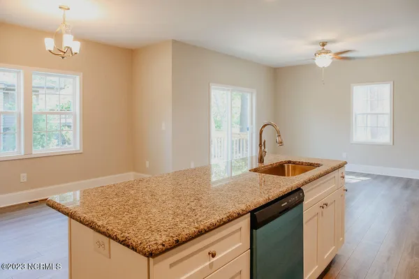 $1,900 | 805 Ducks Landing, Aberdeen, NC 28315