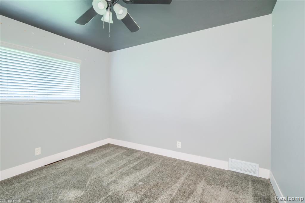 11447 Hegel Road Goodrich, MI 48438 - Photo 32 of 48