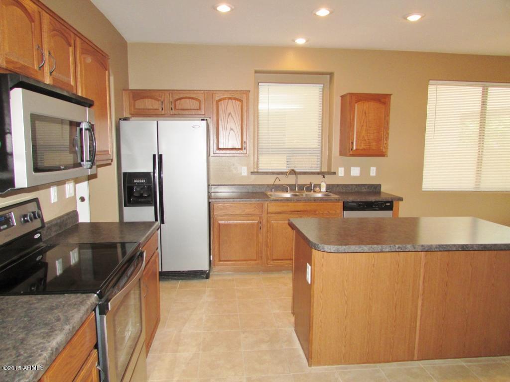 44917 West Jack Rabbit Trail Maricopa, AZ 85139 - Photo 15 of 53 15_Kitchen