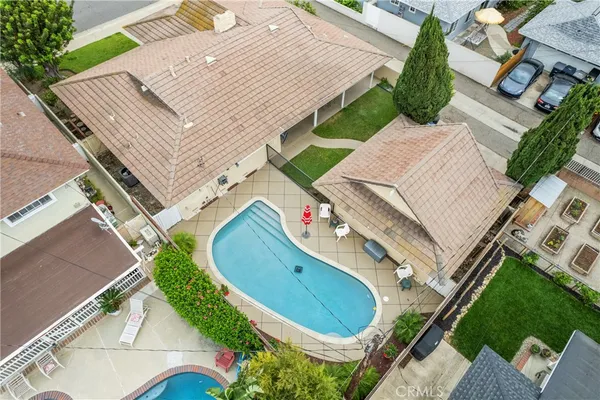 $1,299,000 | 466 South Wellington Road, Orange, CA 92869