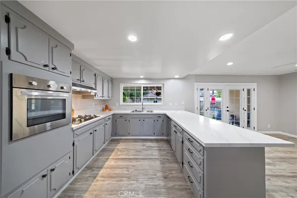 $1,299,000 | 466 South Wellington Road, Orange, CA 92869