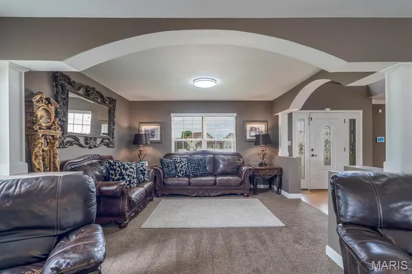 $450,000 | 104 Angel Oak Court, Edwardsville, IL 62025