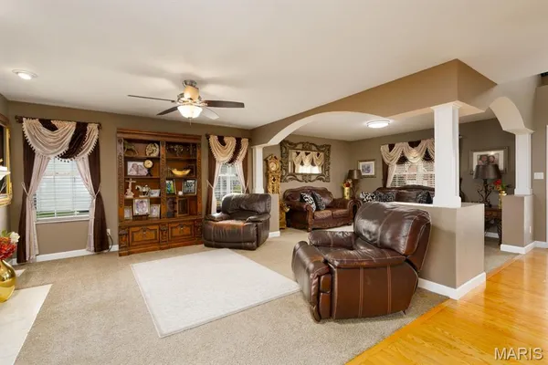 $460,000 | 104 Angel Oak Court, Edwardsville, IL 62025