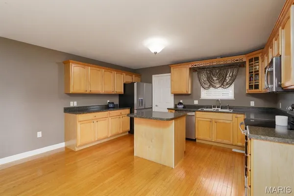 $460,000 | 104 Angel Oak Court, Edwardsville, IL 62025