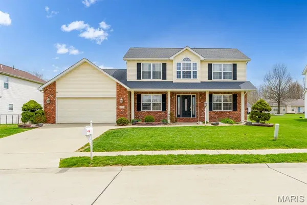 $460,000 | 104 Angel Oak Court, Edwardsville, IL 62025