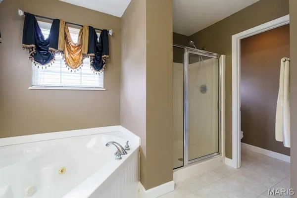 $460,000 | 104 Angel Oak Court, Edwardsville, IL 62025