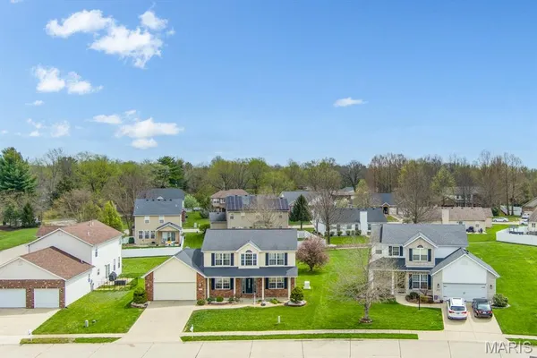 $460,000 | 104 Angel Oak Court, Edwardsville, IL 62025