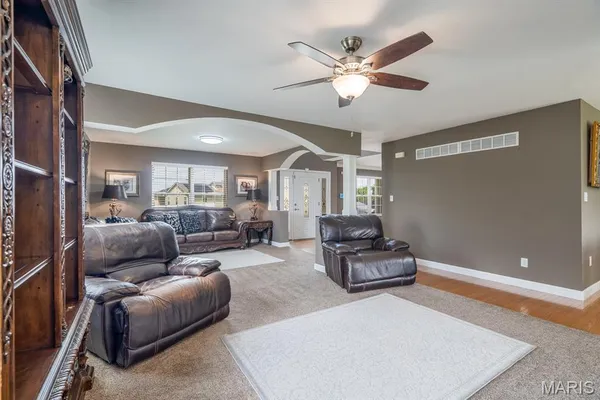 $450,000 | 104 Angel Oak Court, Edwardsville, IL 62025