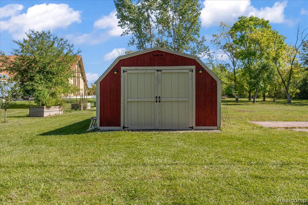 26215 Allen Road Woodhaven, MI 48183 - Photo 43 of 55 Gallery Image 43