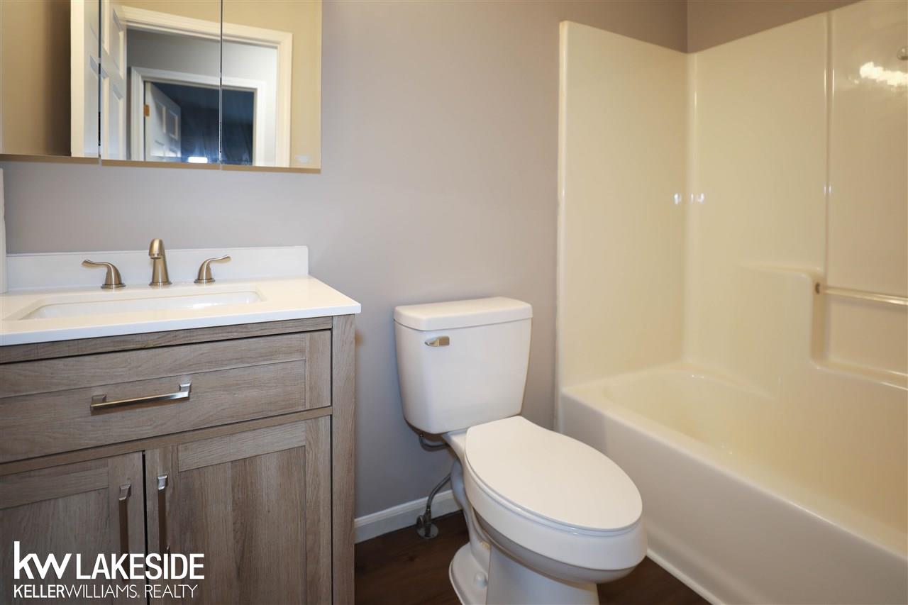 794 Cove Road Goodells, MI 48027 - Photo 16 of 30 50064015-15.JPG