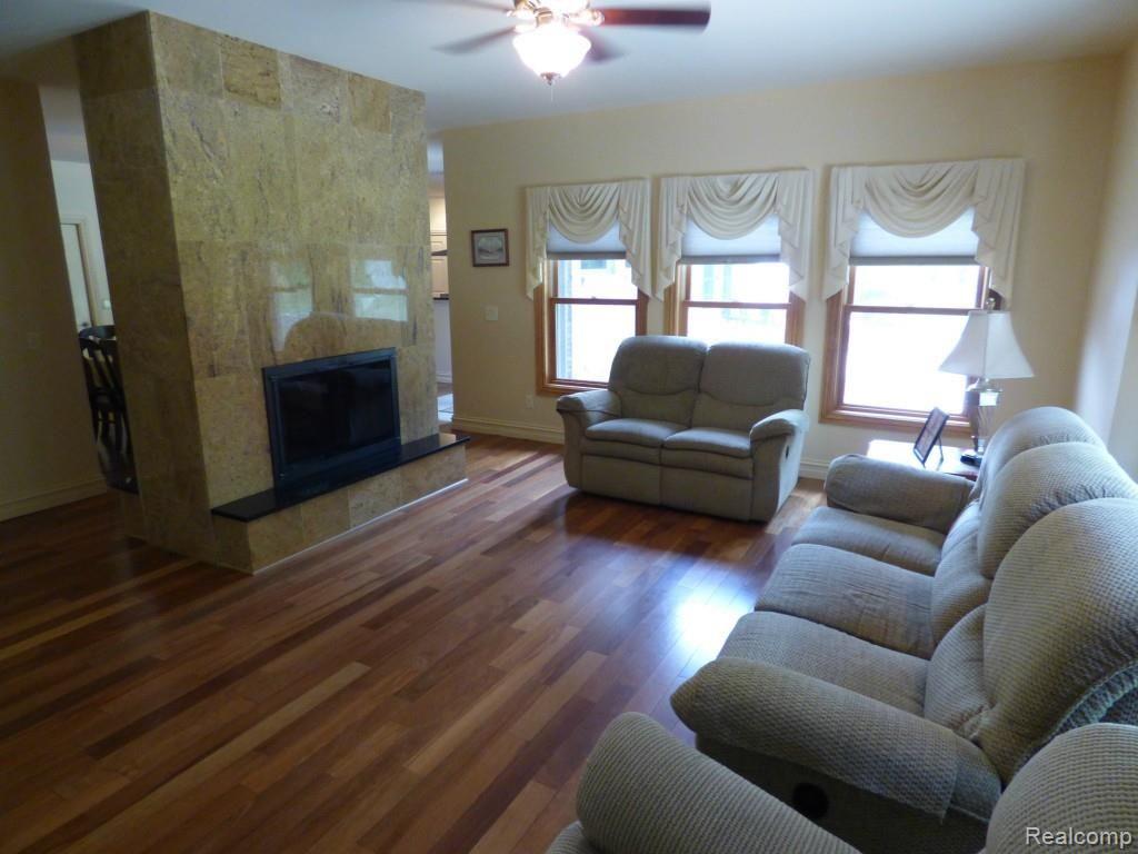 4685 Orion Road Rochester, MI 48306 - Photo 21 of 56 P1250913.jpg