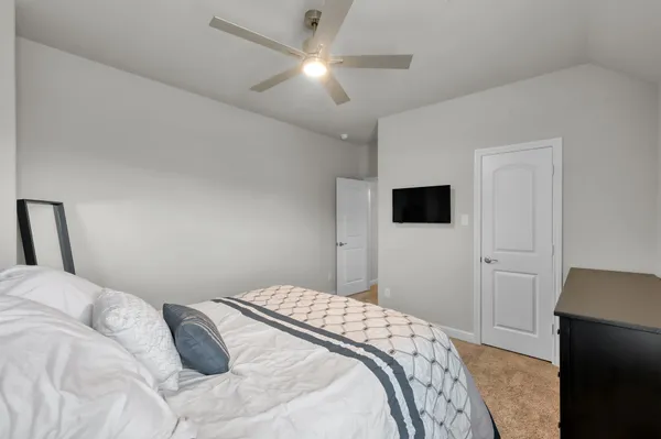 $430,000 | 241 Bright Bluff Circle, Waller, TX 77484