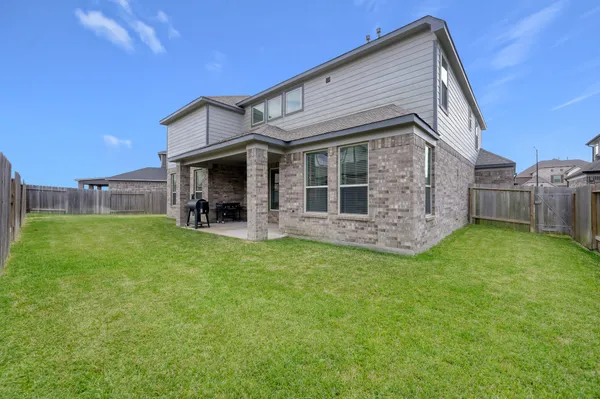 $430,000 | 241 Bright Bluff Circle, Waller, TX 77484