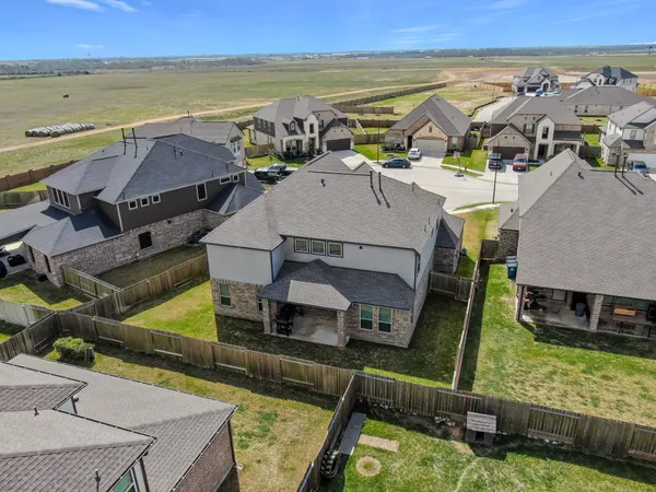 $430,000 | 241 Bright Bluff Circle, Waller, TX 77484