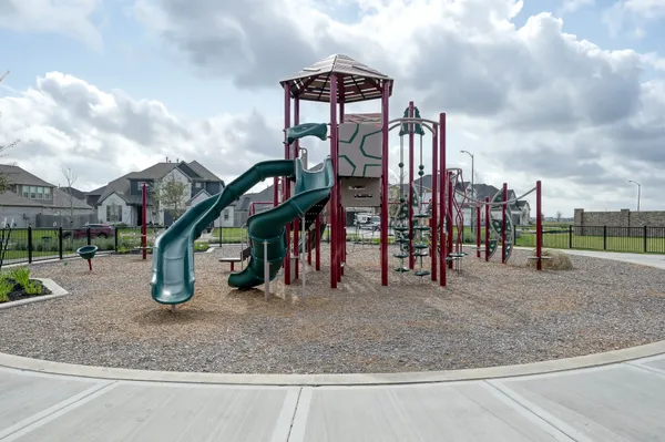 $430,000 | 241 Bright Bluff Circle, Waller, TX 77484