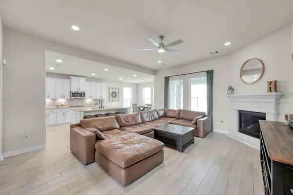 $430,000 | 241 Bright Bluff Circle, Waller, TX 77484