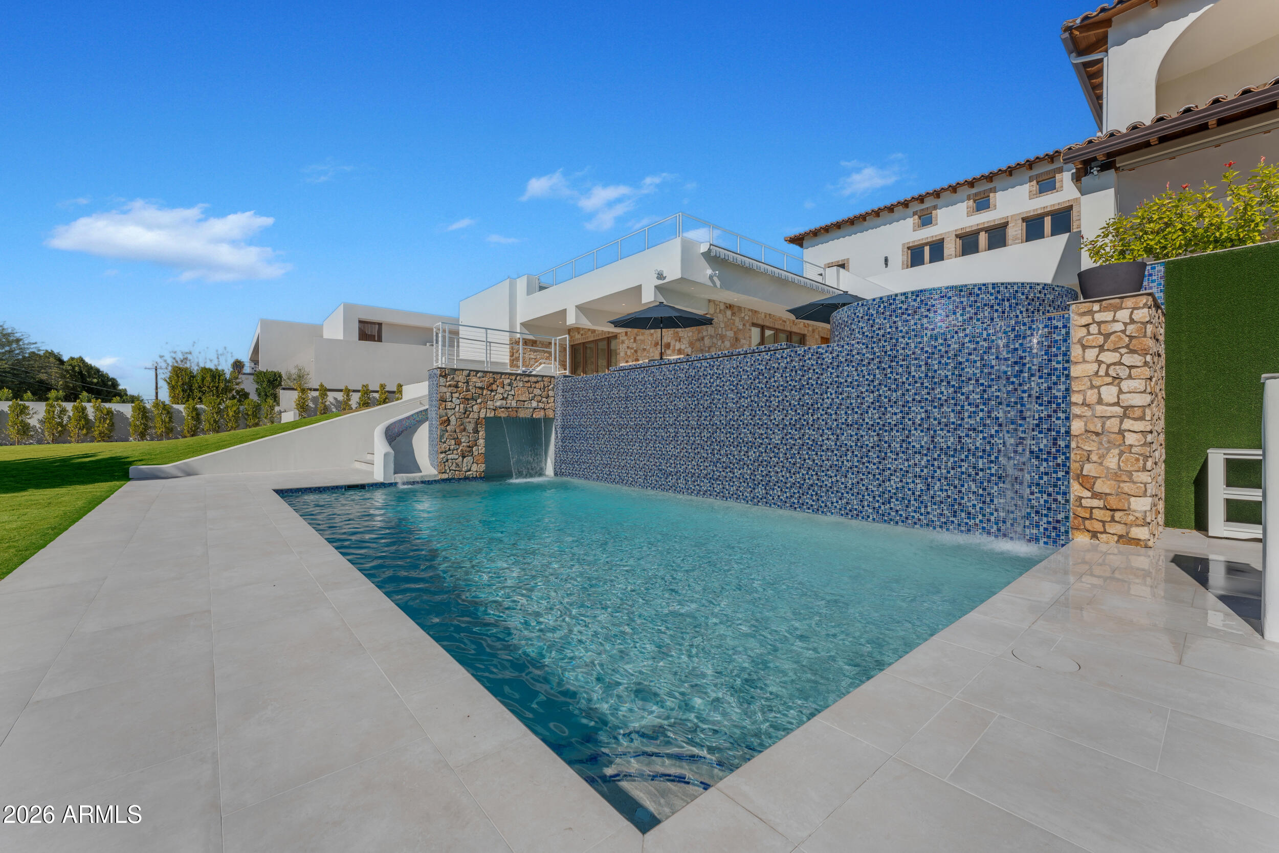 4937 East Rockridge Road Phoenix, AZ 85018 - Photo 102 of 142 41