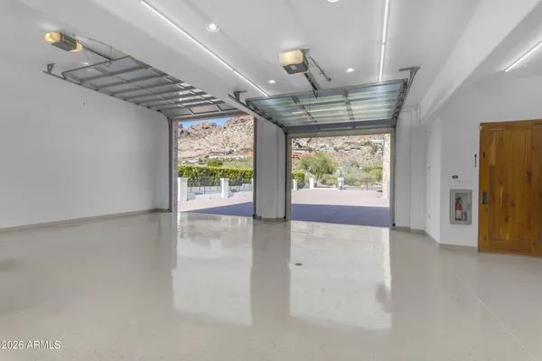 $12,680,000 | 4937 East Rockridge Road, Phoenix, AZ 85018