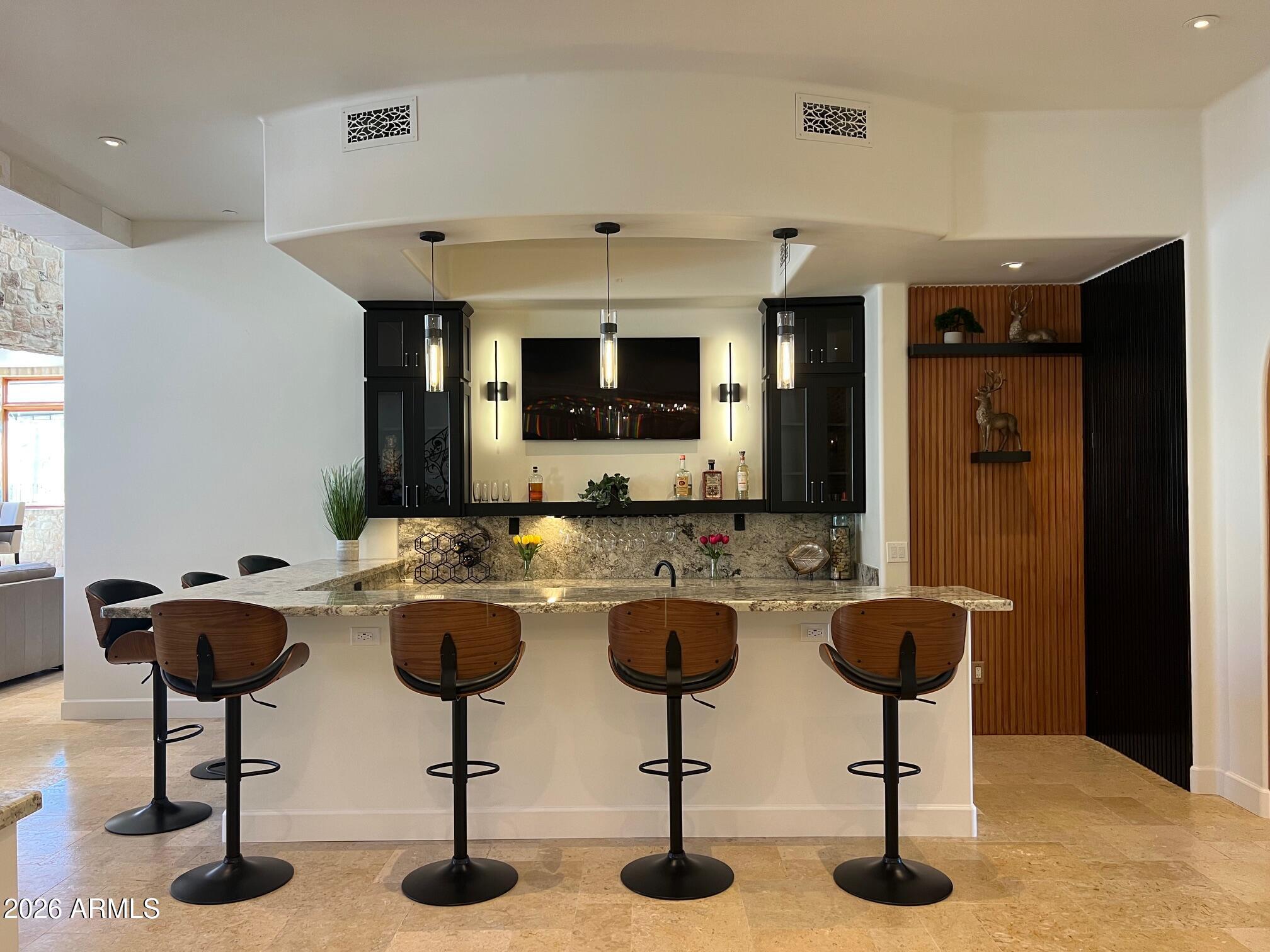 4937 East Rockridge Road Phoenix, AZ 85018 - Photo 21 of 142 IMG_5198