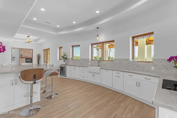 $12,680,000 | 4937 East Rockridge Road, Phoenix, AZ 85018
