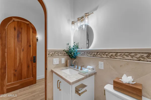 $12,680,000 | 4937 East Rockridge Road, Phoenix, AZ 85018