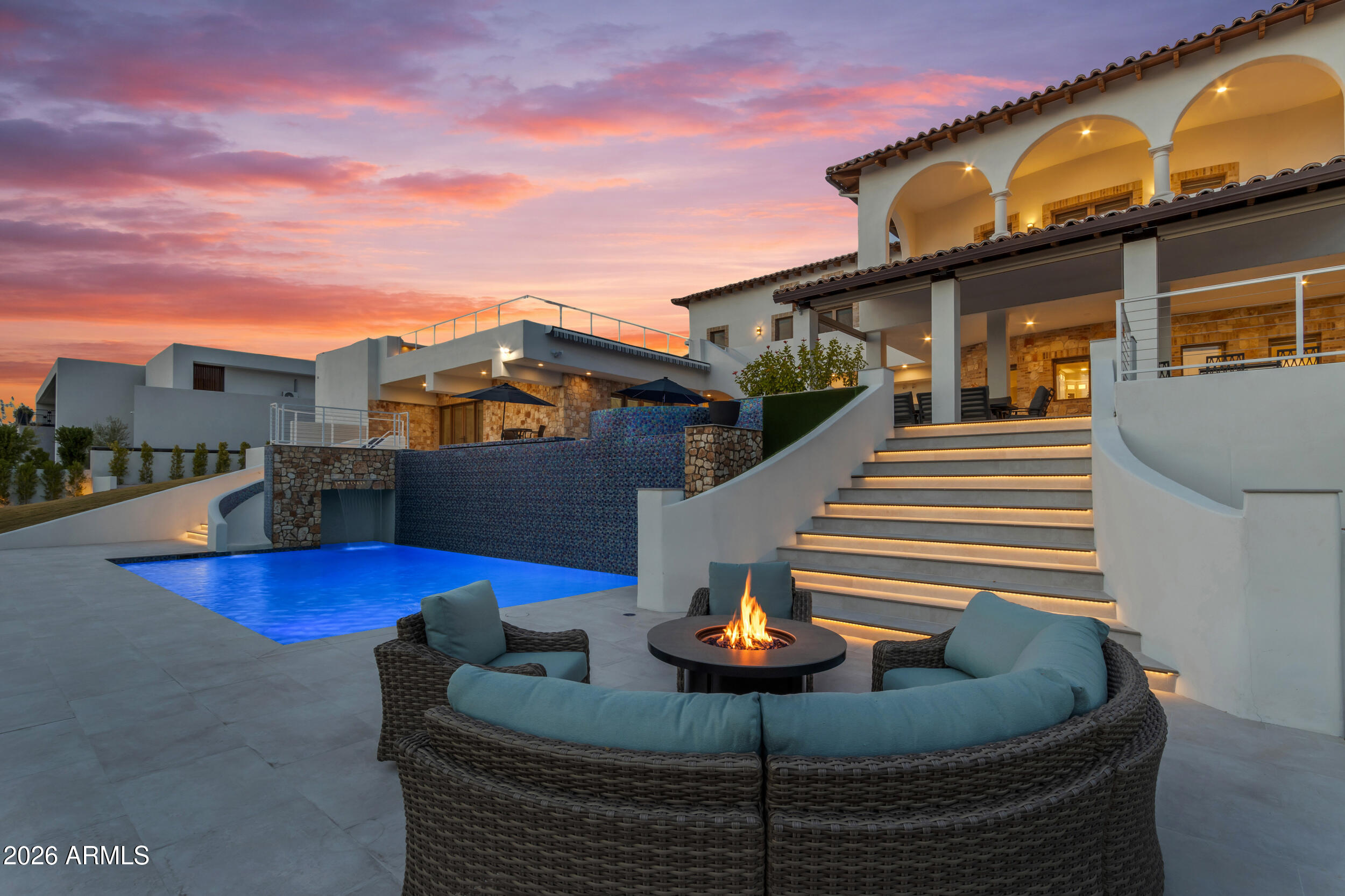 4937 East Rockridge Road Phoenix, AZ 85018 - Photo 5 of 142 1c