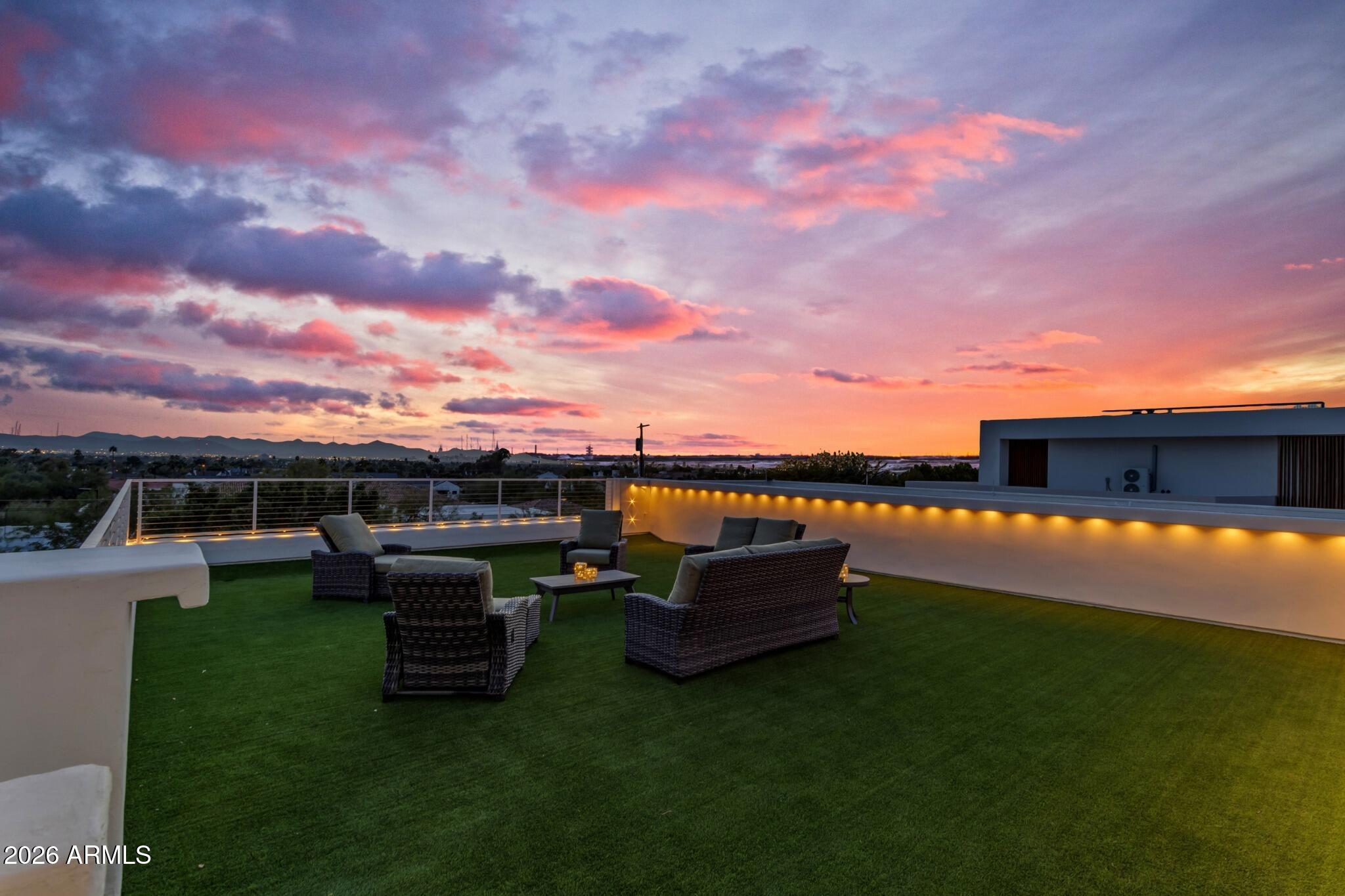 4937 East Rockridge Road Phoenix, AZ 85018 - Photo 7 of 142 25C