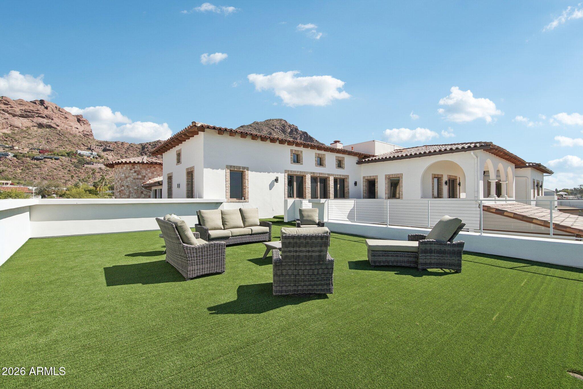 4937 East Rockridge Road Phoenix, AZ 85018 - Photo 81 of 142 17-web-or-mls-E Rockridge Rd-L0703-118