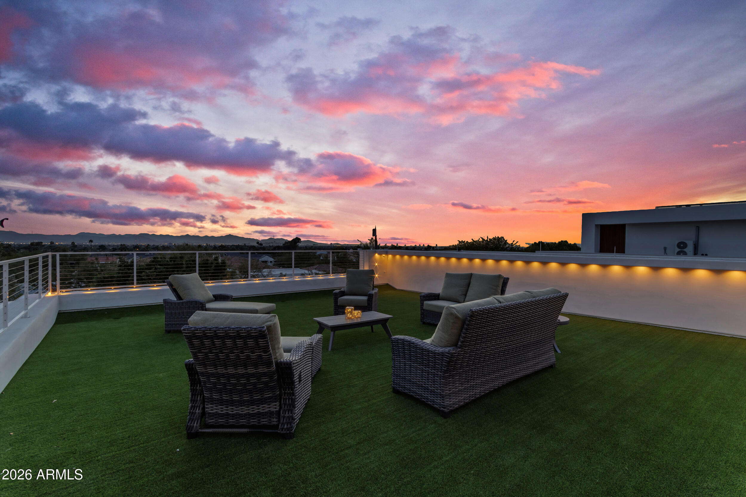 4937 East Rockridge Road Phoenix, AZ 85018 - Photo 84 of 142 20_1638_a4m_twilight