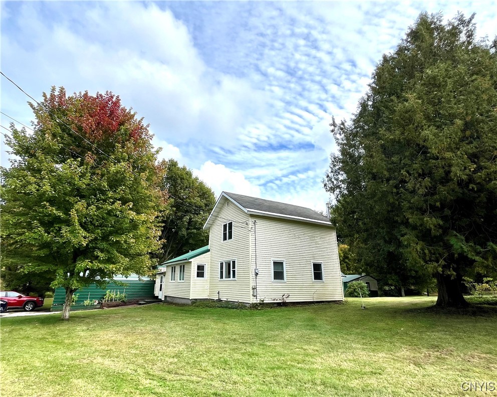 423 Co Route Fulton, NY 13069 - Photo 1 of 39 Enjoy country living on over 4 Acres here!